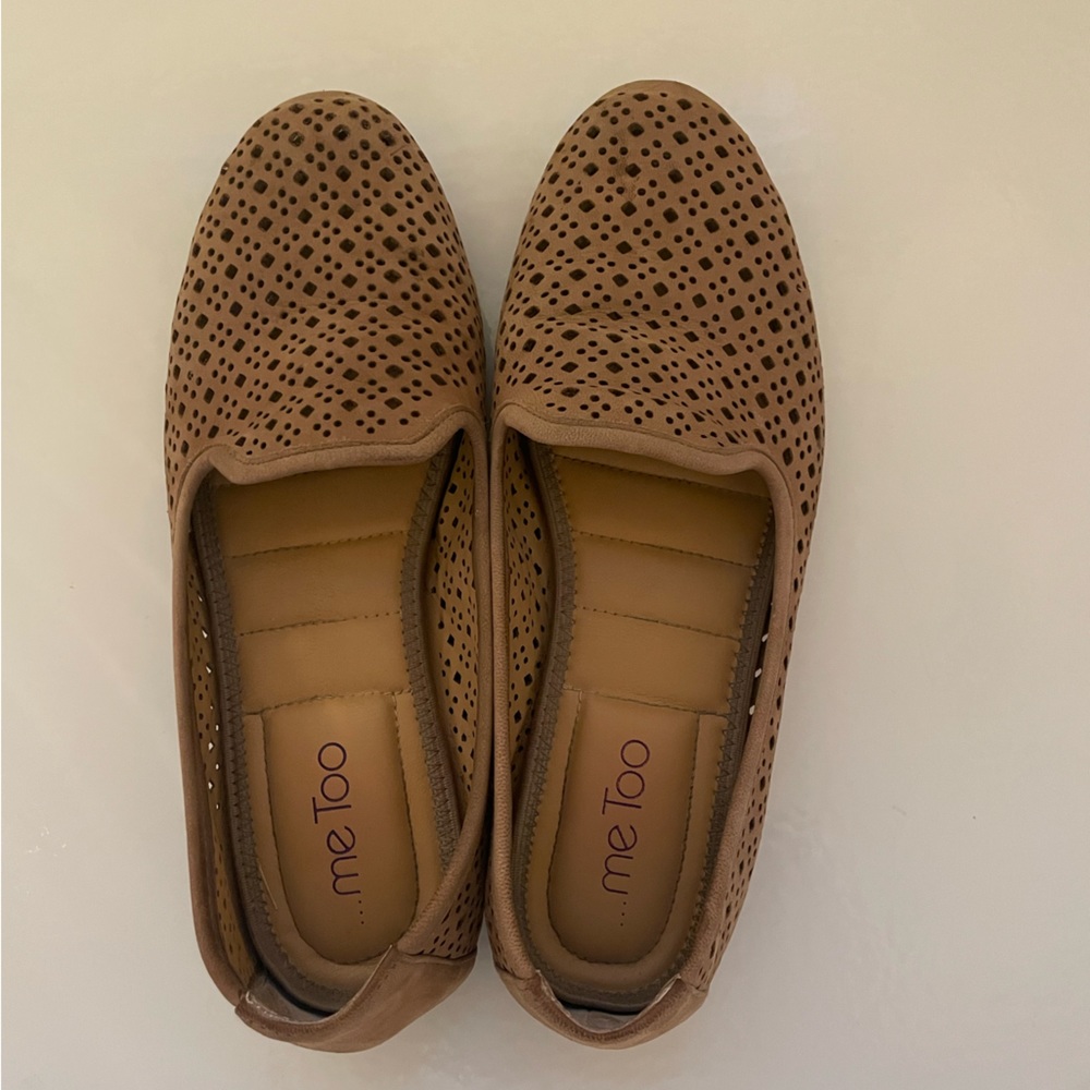 MeToo Cut Out Brown Suede Loafers